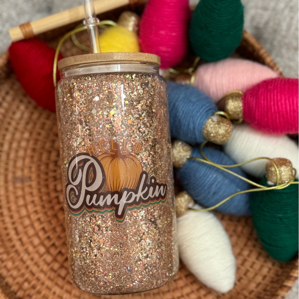 Hello Pumpkin Snowglobe Can